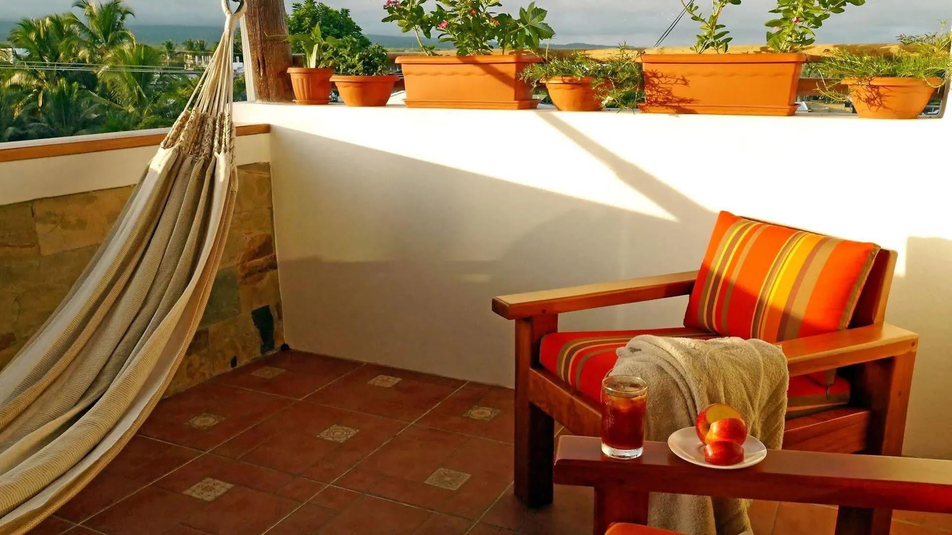 Hotel Cucuve Puerto Ayora  Ecuador