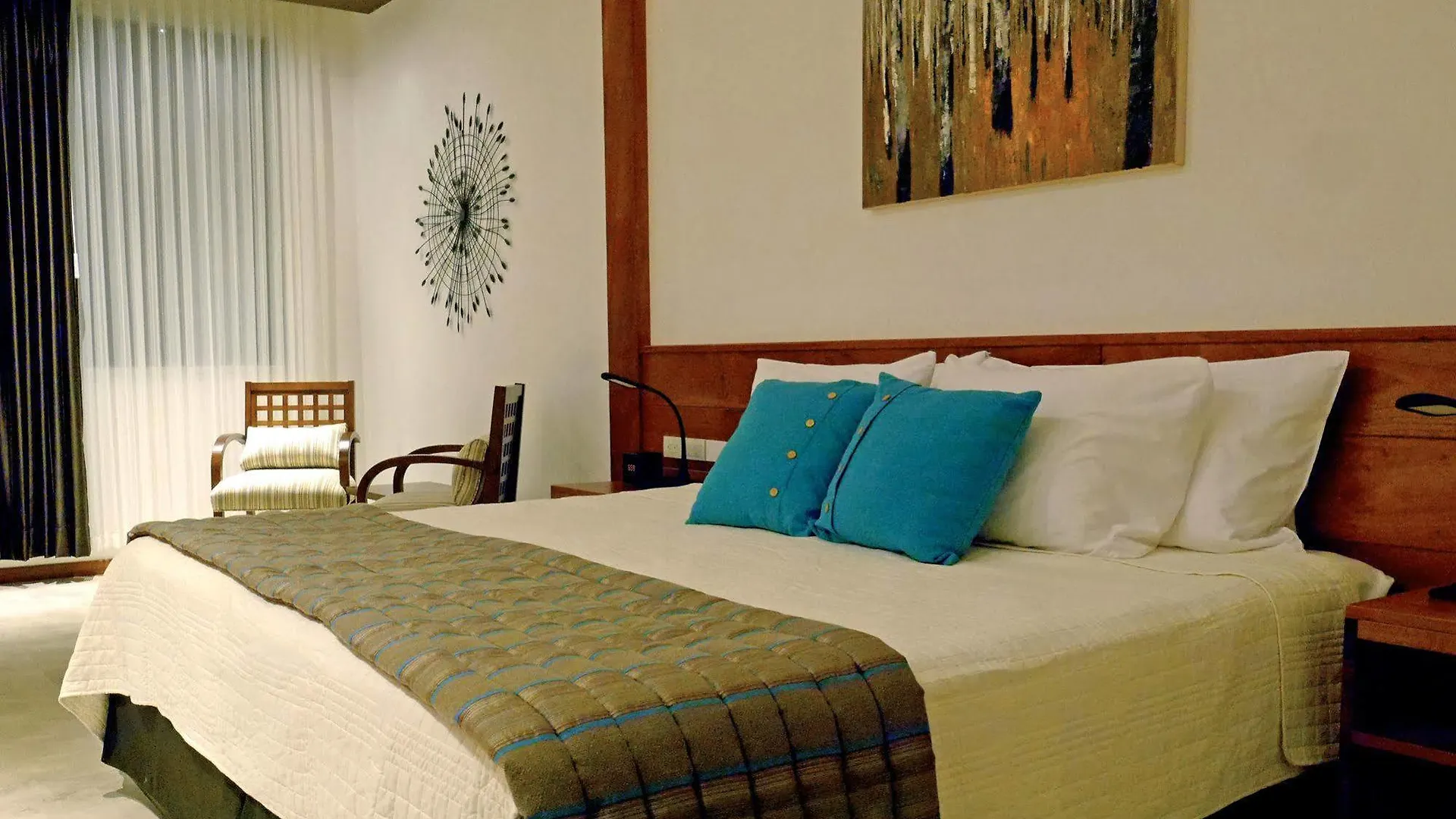 Hotel Cucuve Puerto Ayora
